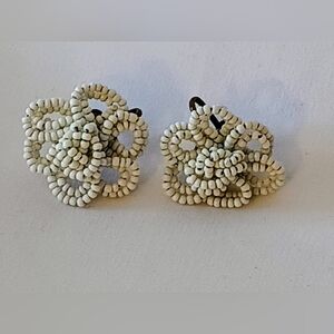 𝑽𝒕𝒈.𝑾𝒉𝒊𝒕𝒆 𝑮𝒍𝒂𝒔𝒔 𝑺𝒆𝒆𝒅 𝑩𝒆𝒂𝒅 𝑺𝒄𝒓𝒆𝒘 𝑬𝒂𝒓𝒓𝒊